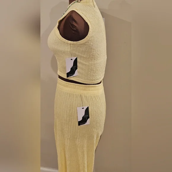 Yellow Sleeveless 2 Pc Set Sz L - Picture 3 of 5